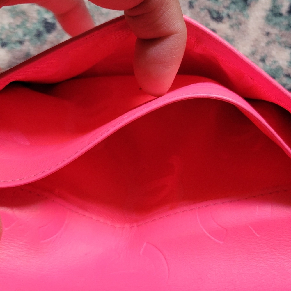 Authentic Chanel Wallet - Picture 7 of 12